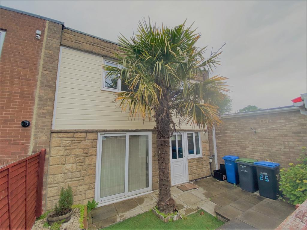 Hatfield Place, Peterlee, SR8 5SZ 3 bed terraced house £85,000