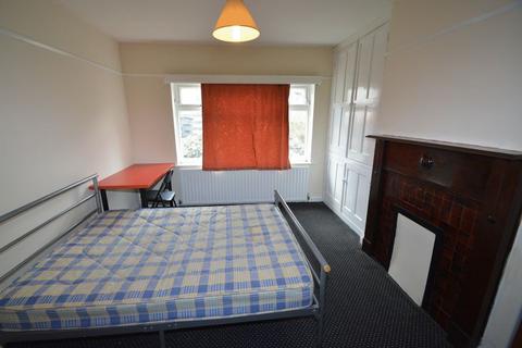 3 bedroom house to rent - Brudenell Road, Leeds LS6