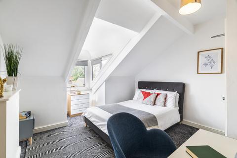 6 bedroom house to rent, Woodsley Road, Leeds LS3