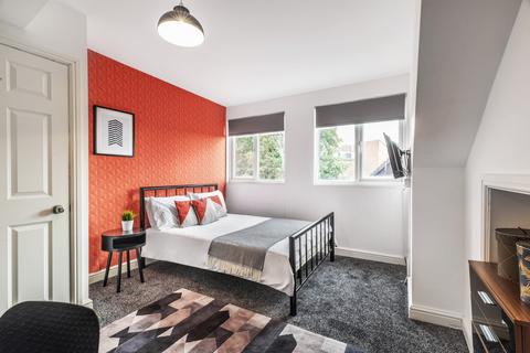 6 bedroom house to rent, Woodsley Road, Leeds LS3