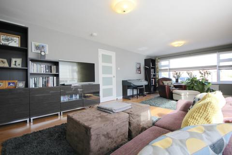 28 Forest Close, Cuddington, Northwich, CW8 2EE
