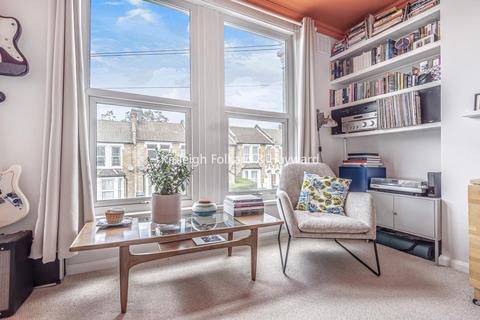 70b Davenport Road, Catford, London, SE6 2AX