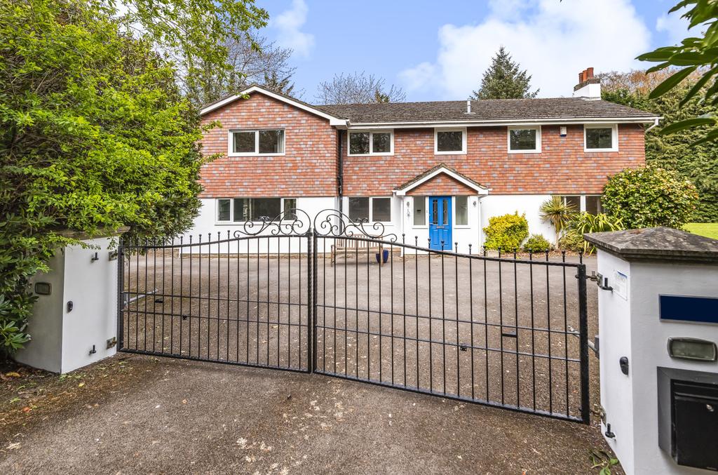 Grange Drive, Otterbourne... 5 bed house £1,350,000