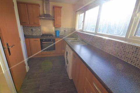 4 bedroom terraced house to rent - Drayton Street Hulme,  Manchester. M15 5LL