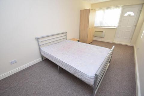 undefined, Drayton Street Hulme,  Manchester. M15 5LL