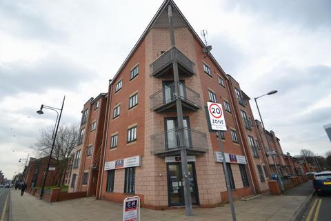 2 bedroom apartment to rent, Stretford Road, Hulme,  Manchester. M15 5JH