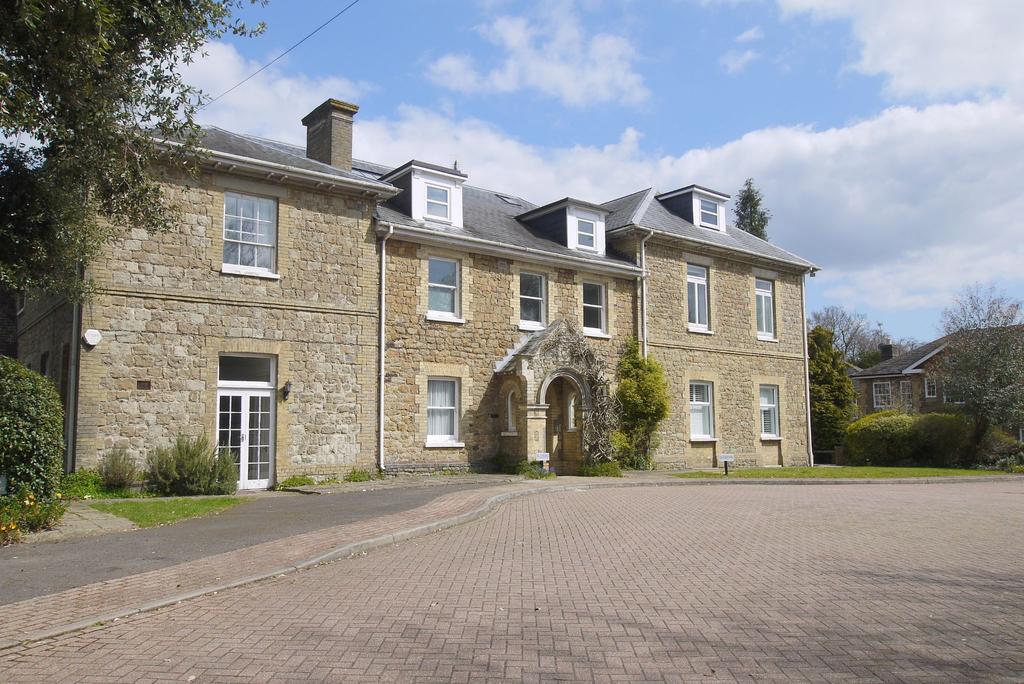 Vine Lodge, Holly Bush Lane... 3 bed apartment - £675,000