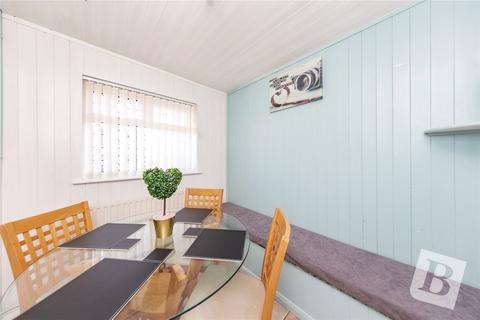 14 Medhurst Crescent, Gravesend, DA12 4HL