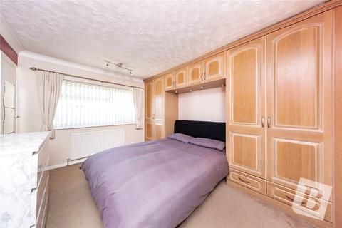 14 Medhurst Crescent, Gravesend, DA12 4HL