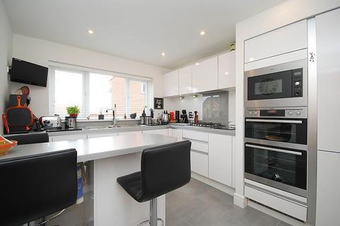 63 Elm Crescent, Birtley, Chester Le Street, DH3 1GH