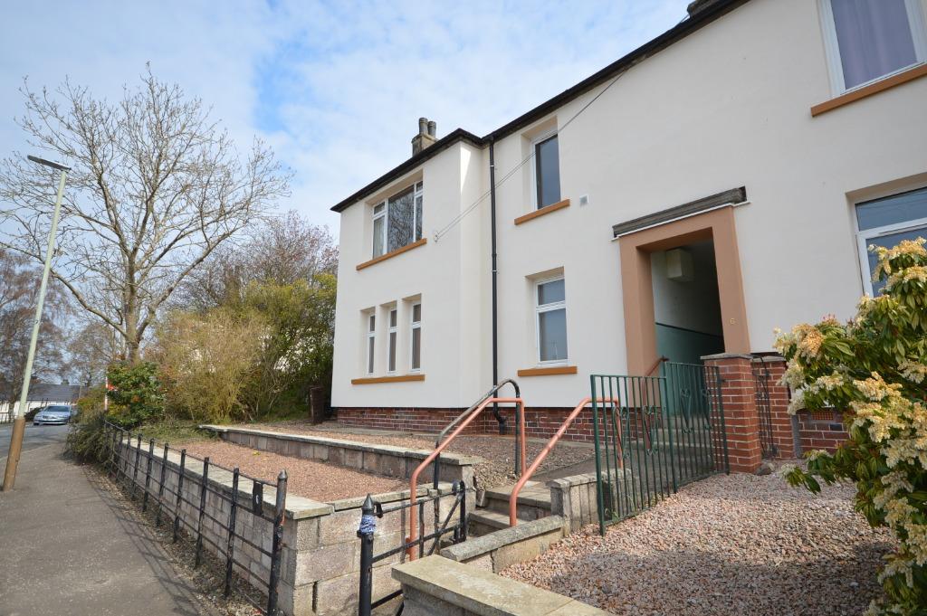 Killin Avenue, Law, Dundee, DD3 2 bed flat £625 pcm (£144 pw)