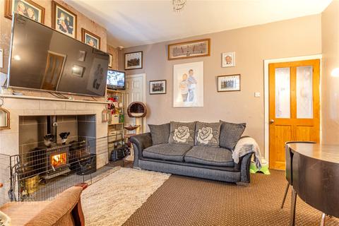 203 Abbey Hills Road, Oldham, OL4 1RF