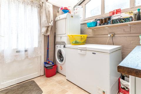 203 Abbey Hills Road, Oldham, OL4 1RF