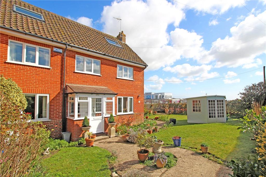 Hotson Road, Southwold, IP18 4 bed semidetached house £925,000