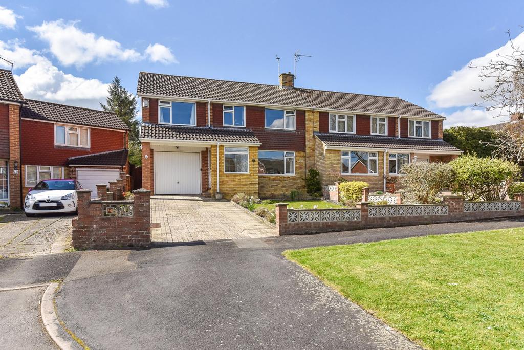Bolle Road, Alton, Hampshire 4 bed semidetached house £485,000
