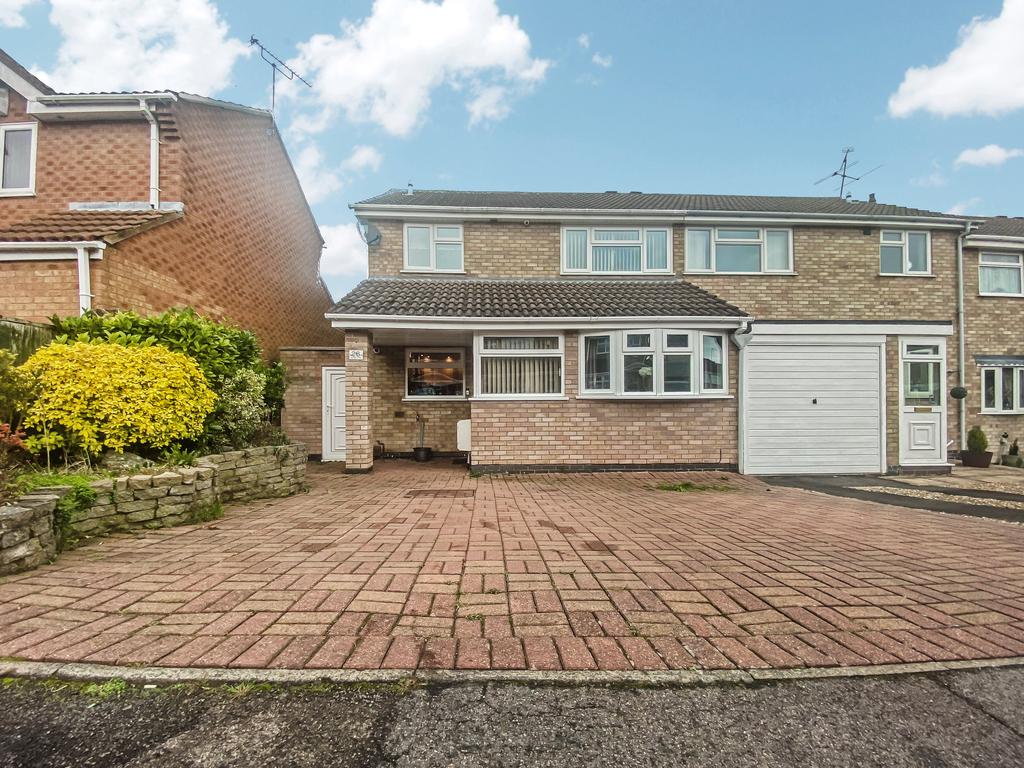 Winders Way, Leicester, Leicestershire 3 bed semidetached house £220,000