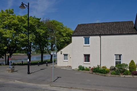 3 bedroom end of terrace house to rent, 26 Bridge Street, Kirkcudbright, Dumfries And Galloway. DG6 4DW