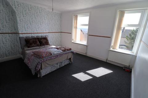 14 Taunton Road, Blackburn, BB2 6NN
