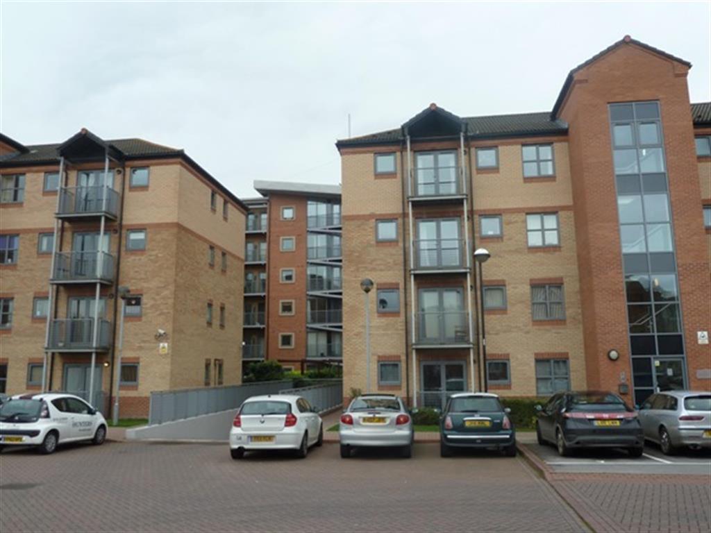 Kentmere Drive, Lakeside, Doncaster... 2 bed apartment £625 pcm (£144 pw)