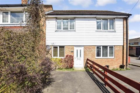 74a Cleves Way, Ashford, TN23 5DF