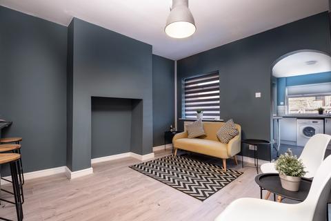 4 bedroom house share to rent - Marsh House Lane,  Warrington, WA2