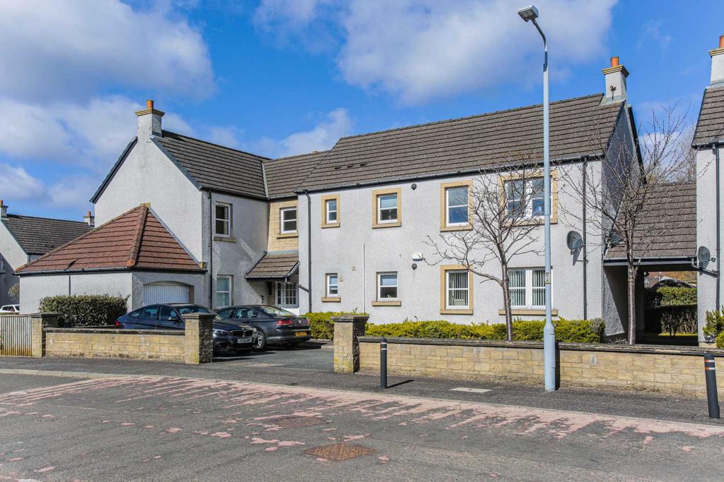 Kirklands, Renfrew 2 bed cottage for sale £112,500