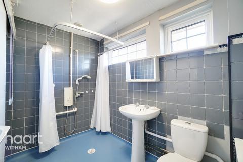 19 Calamint Road, Witham, CM8 2XT
