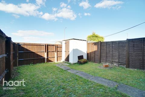 19 Calamint Road, Witham, CM8 2XT