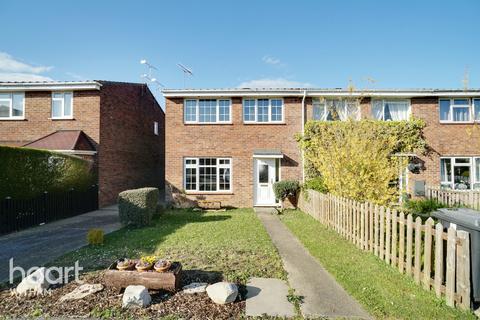19 Calamint Road, Witham, CM8 2XT