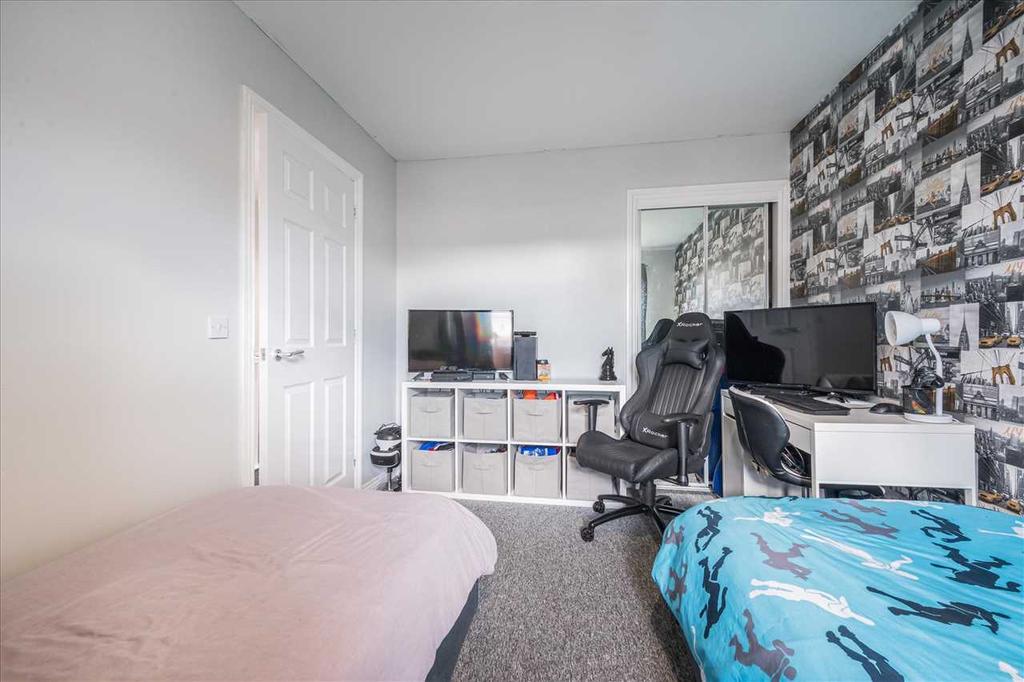 Bedroom One (2)