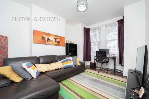 3 Drayton Gardens, London, W13 0LG