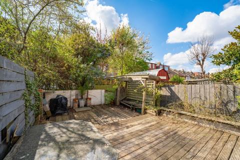3 Drayton Gardens, London, W13 0LG