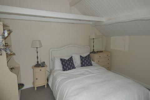 Garn View Meyrick Street, Dolgellau, LL40 1LR