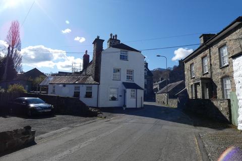 Garn View Meyrick Street, Dolgellau, LL40 1LR