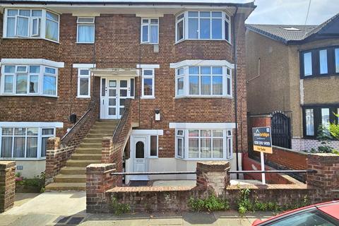 2 bedroom flat for sale, Clova Road, Forest Gate, E7