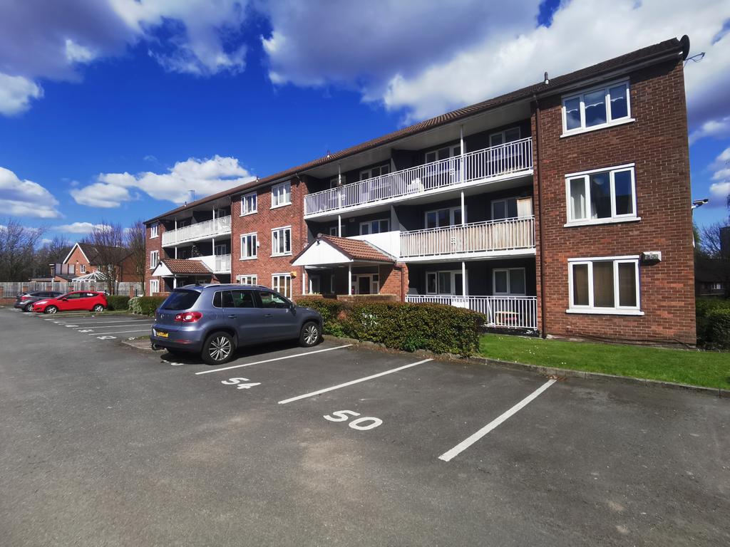 Lockett Gardens, Salford, M3 6BJ 1 bed apartment £137,000