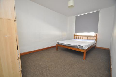 2 bedroom flat to rent, Bavaria Road, Upper Holloway