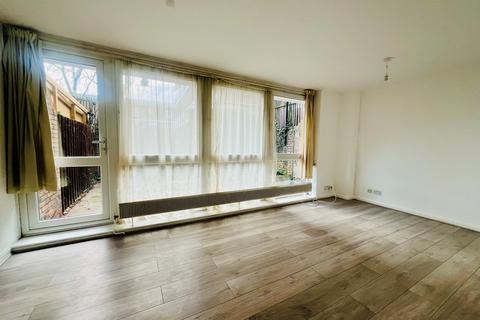 2 bedroom flat to rent, Bavaria Road, Upper Holloway