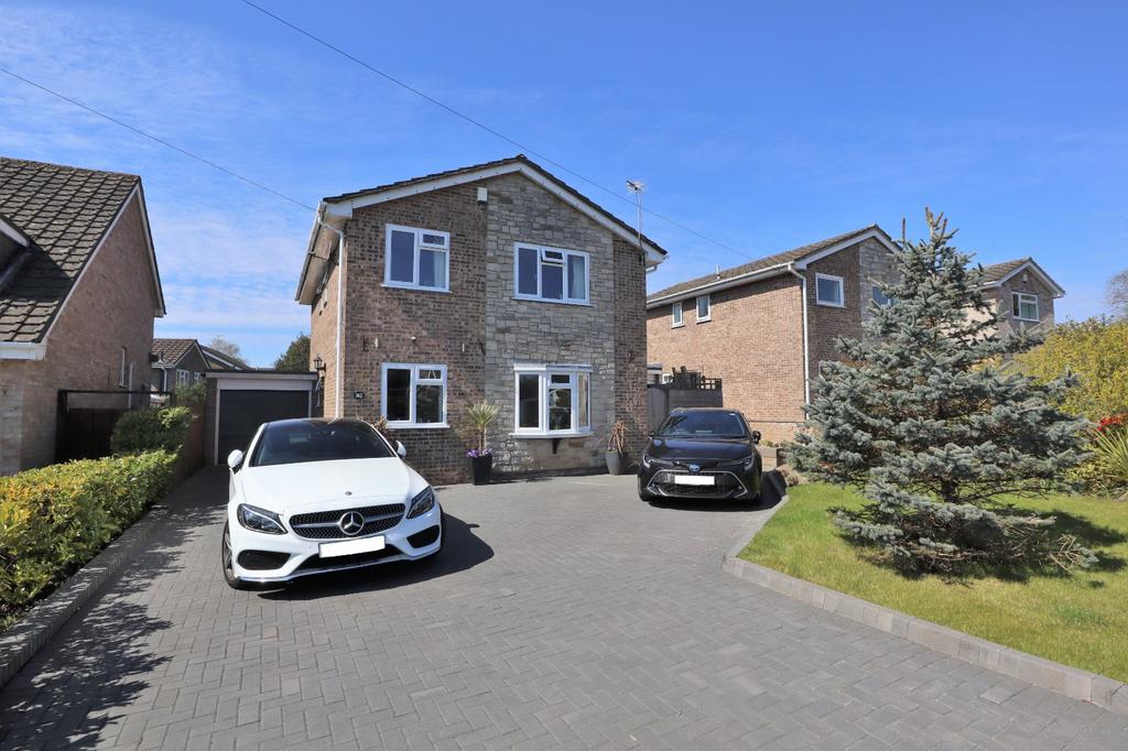 West Way, Broadstone, BH18 4 bed detached house £495,000