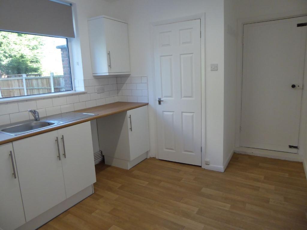 Lothian Road, Intake, Doncaster, DN2 2 bed semidetached house to rent