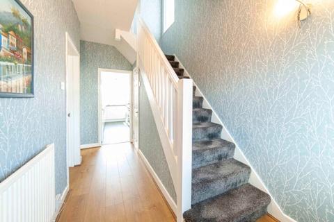 83 Lees Road, Ashton-under-lyne, OL6 8BQ