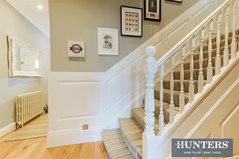49 Hampton Road, Worcester Park, KT4 8EU