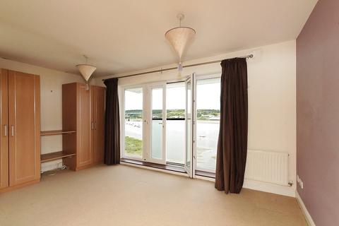 2 bedroom apartment to rent, Keating Close, Rochester, Kent, ME1