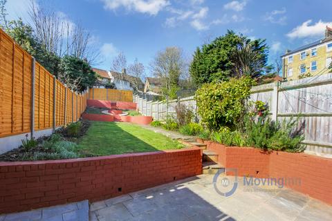 66 Whiteley Road, London, SE19 1JT