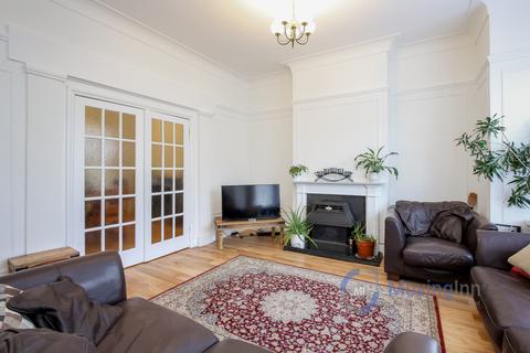 66 Whiteley Road, London, SE19 1JT