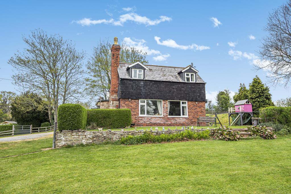 Breinton Common, Hereford, HR4 2 bed detached house for sale £650,000