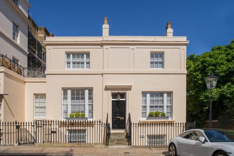 5 bedroom semi-detached house to rent, Brunswick Place, Regents Park, London, NW1