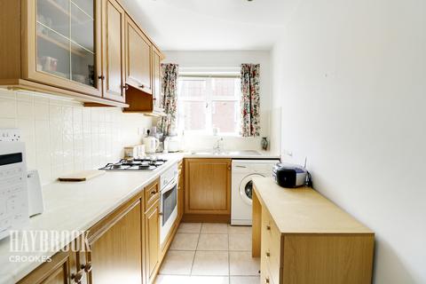 10 Bole Hill Close, Sheffield, S6 5ED
