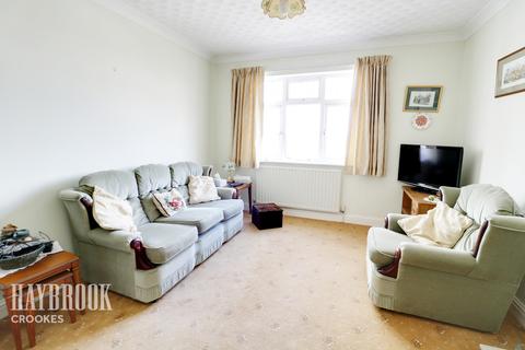 10 Bole Hill Close, Sheffield, S6 5ED