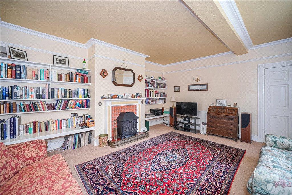 Ripon 6 bed semidetached house £595,000